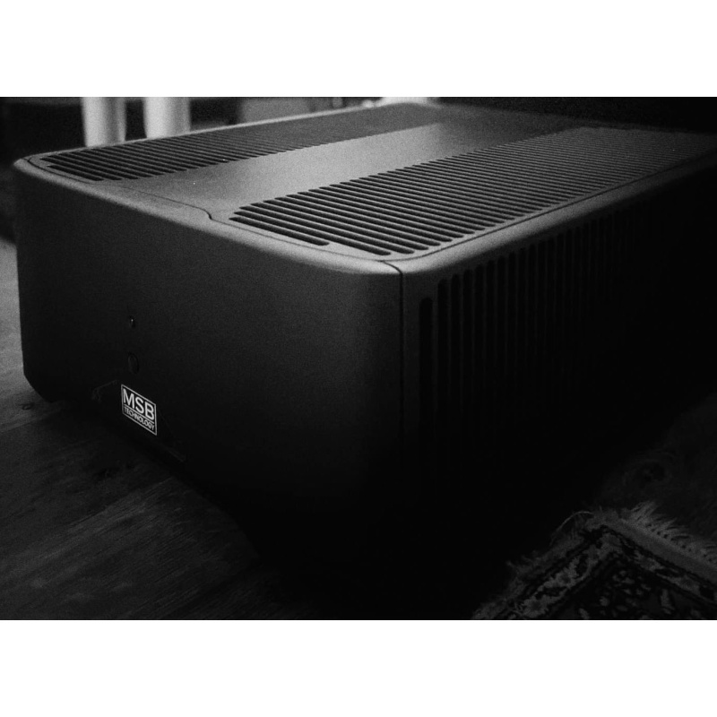 MSB Technology S202 Class A/B 200W stereo power amplifier
