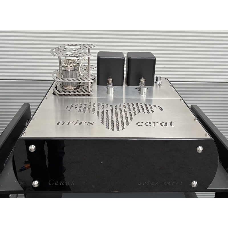 Aries Cerat Genus Valve Integrated Amplifier